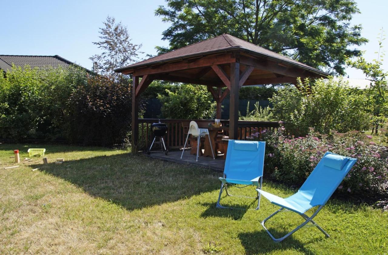 Ferienwohnungen Am Roten Nil 吕本 外观 照片